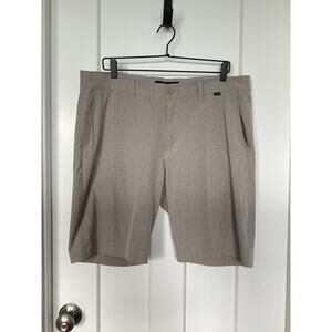 Travis Matthews Tan/Gray Performance Golf Shorts Size 36